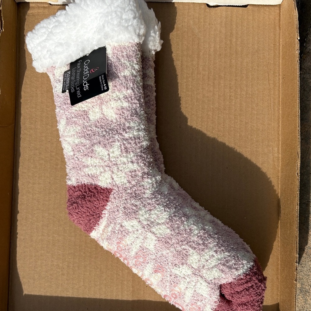 Cuddl Duds Pink and White Lounge Socks